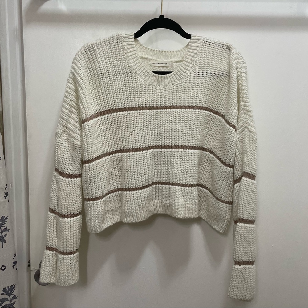 Cropped sweater